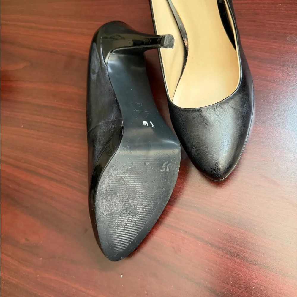Nine West Classic Black Heels - Picture 4 of 6